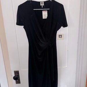 Anne Klein Women’s classic wrap dress.